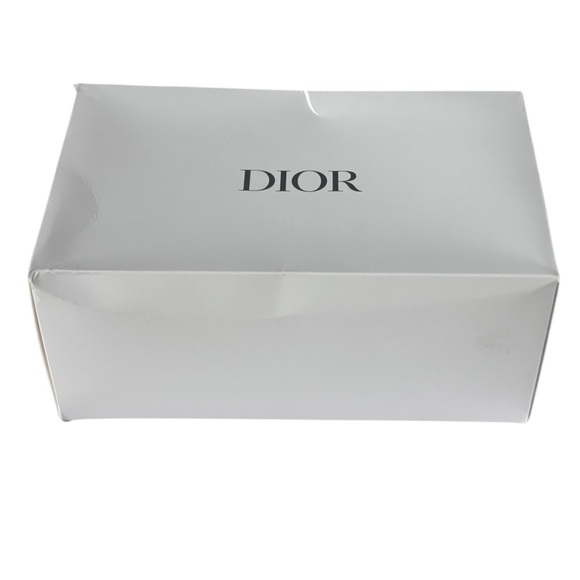 DIOR Cranberry Red Velvet Cosmetics Makeup Pouch Bag Original Box New - Picture 7 of 7